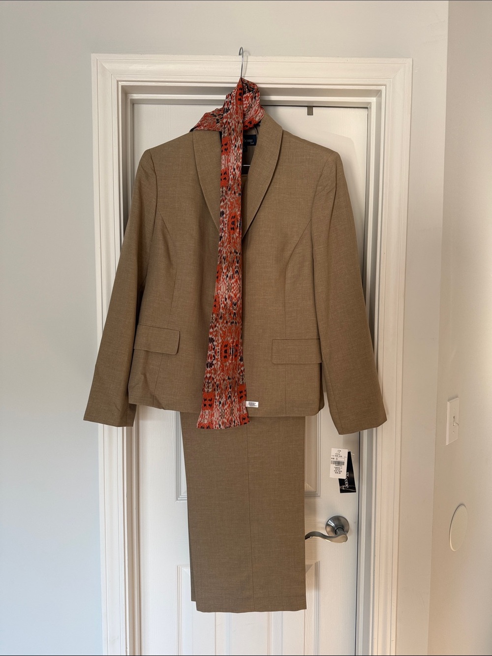 Evan Picone Taupe Women's Blazer & Pant Suit